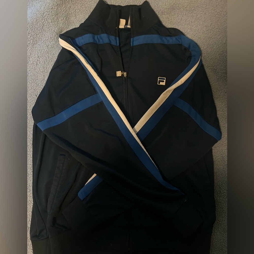 Size M fila jacket
